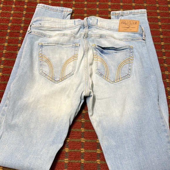 Hollister jeans - Picture 4 of 4
